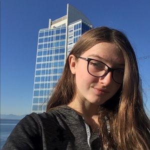 Meet your Posher, Coral